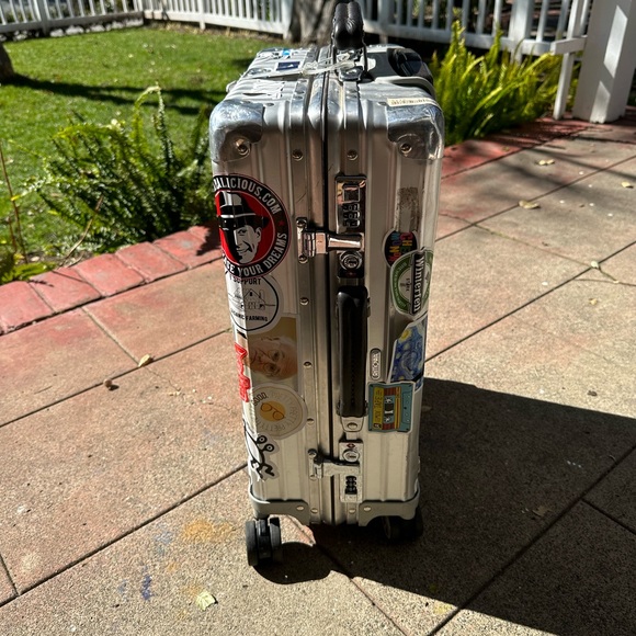 COPY - RIMOWA Classic cabin - Picture 4 of 8